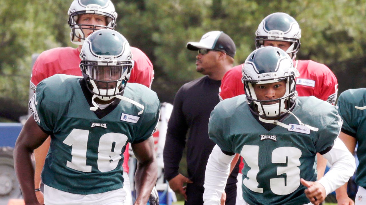 Maclin beats Revis for TD in Eagles-Patriots practice